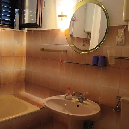 Dimic Apartman Supetar