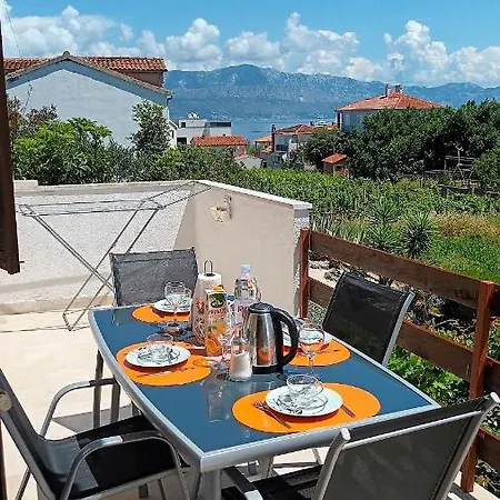 Dimic Apartman Supetar