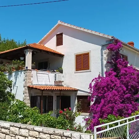 Dimic Διαμέρισμα *