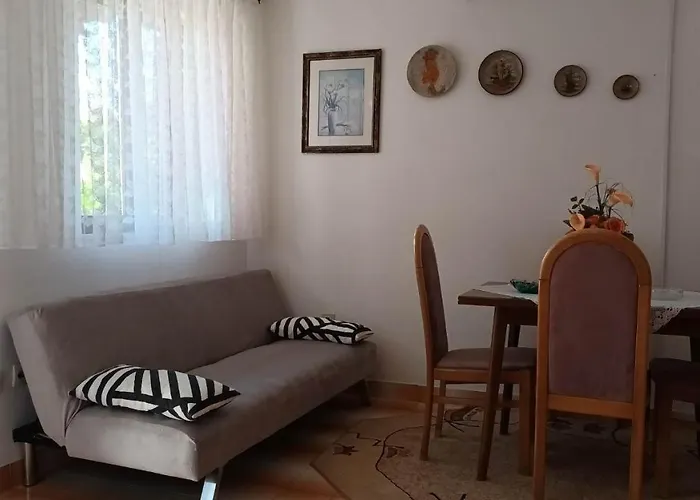 Dimic Lägenhet Supetar